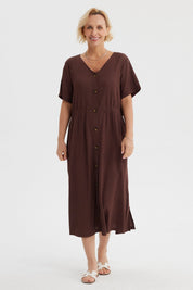 Vestido café con botones delanteros y corte midi estilo casual sin estampa visible