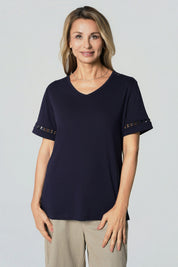 Polera Regular Cuello V Mujer Azul Oscuro