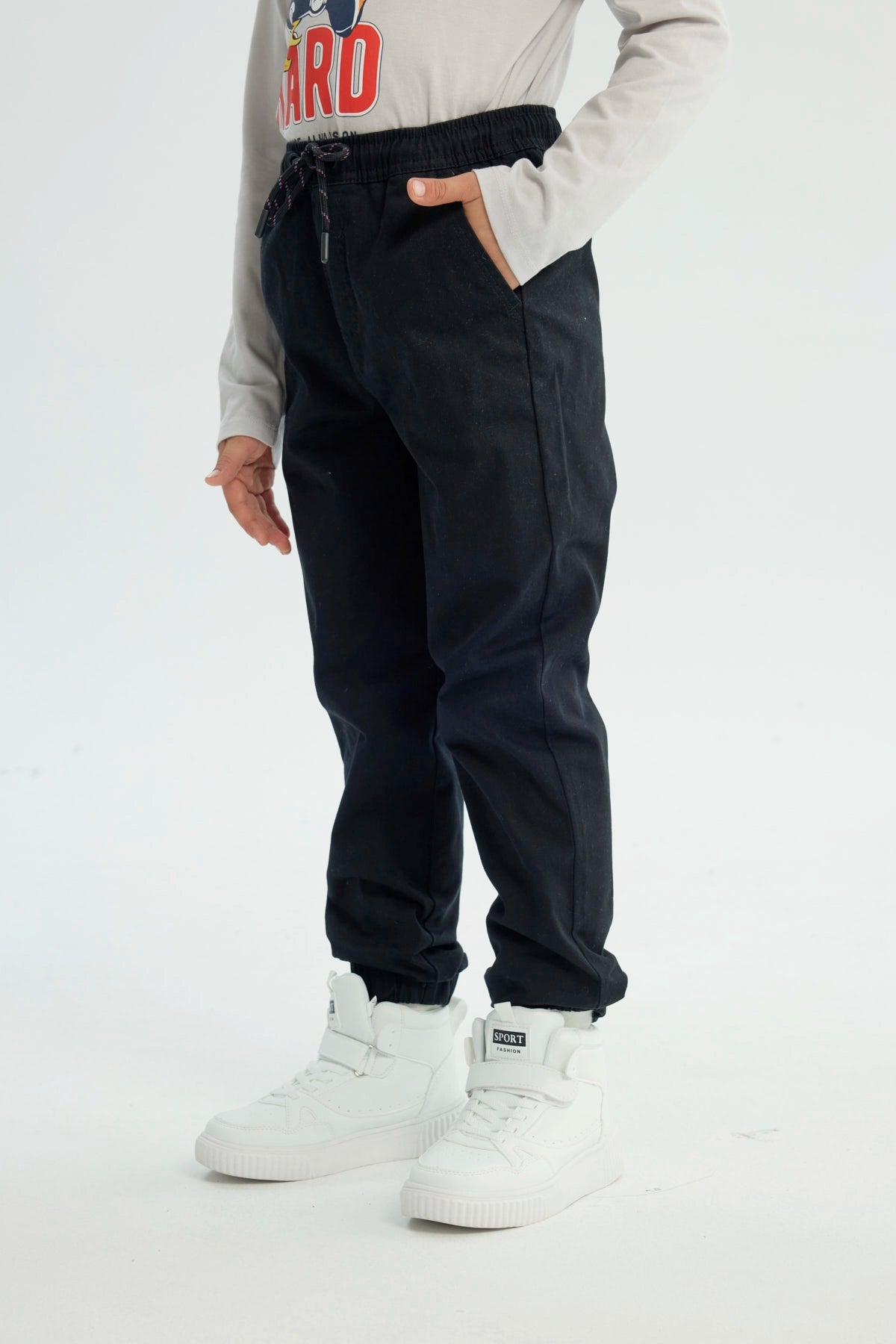 Pantalón Niño Pitillo Negro