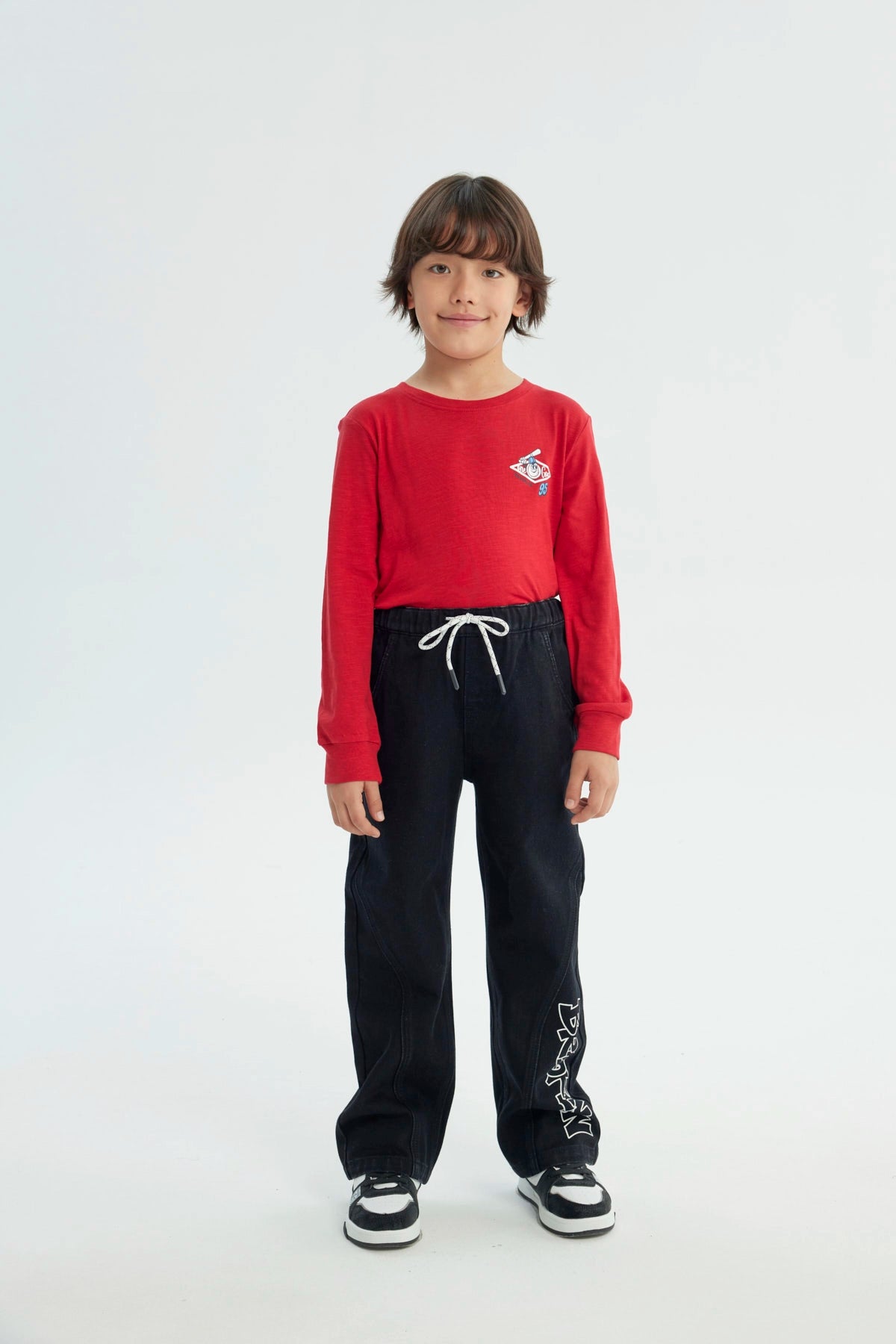 Jeans Niño Calce Recto Negro