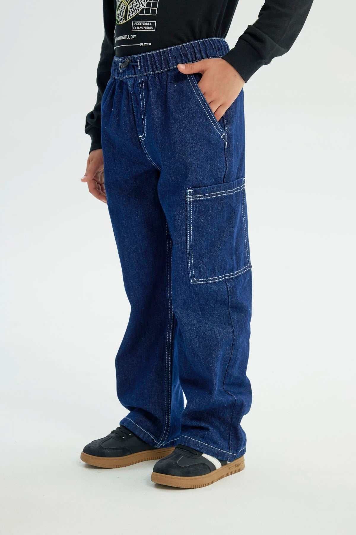 Jeans Niño Calce Recto Azul Oscuro
