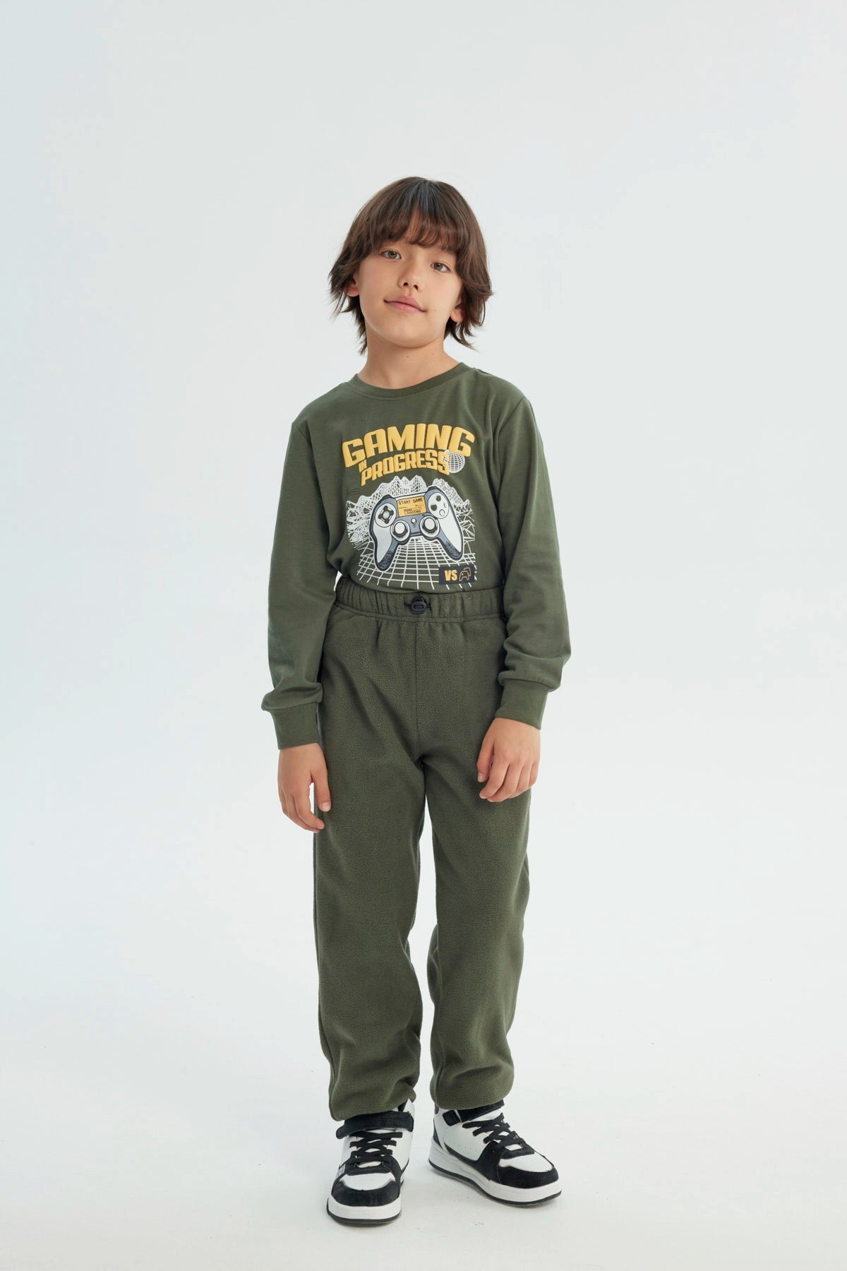 Pantalón Buzo Niño Pitillo Verde Militar