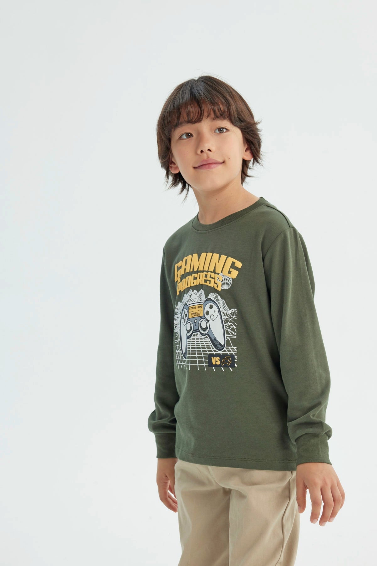 Polera Niño Regular Verde Militar
