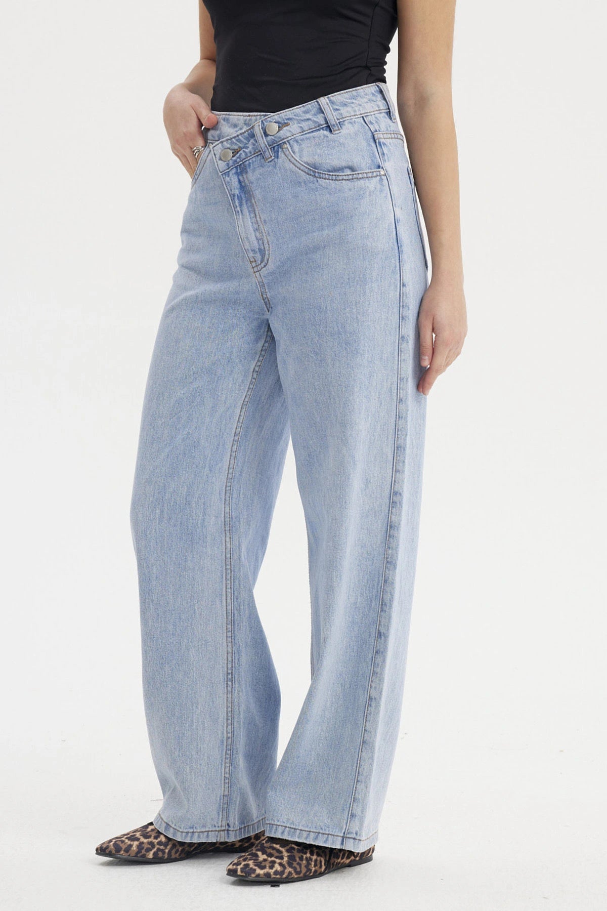 Jeans Mujer Recto Cintura Cruzada Azul Claro