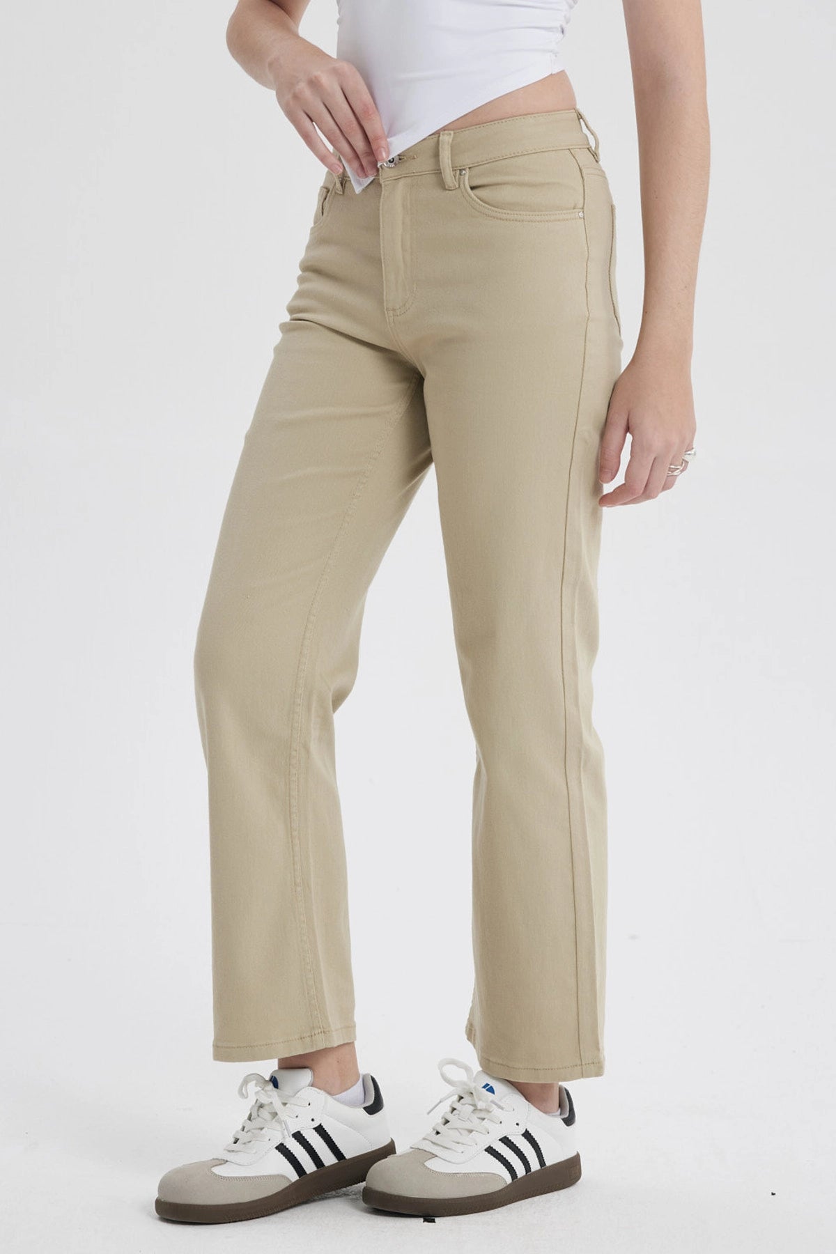 Jeans Mujer Calce Recto Kaki