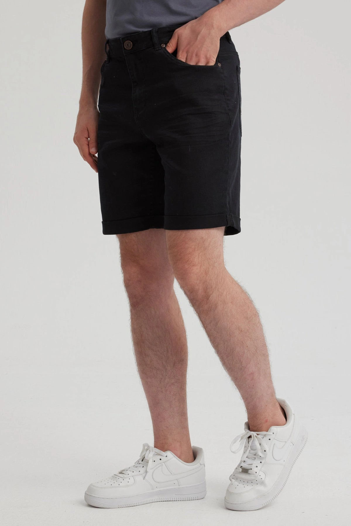 Bermuda Hombre Color Negro