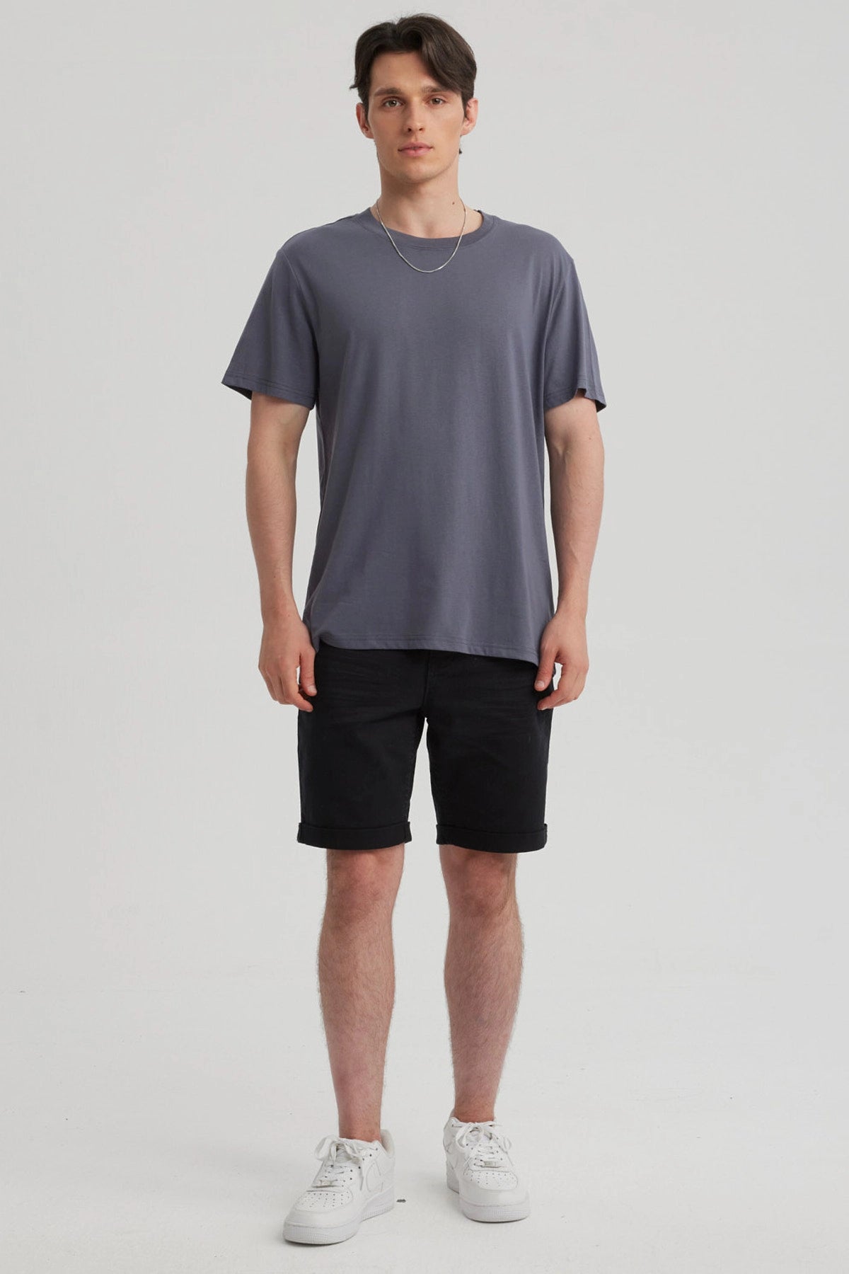 Bermuda Hombre Color Negro