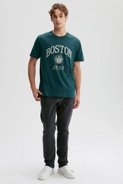 Jeans hombre slim gris oscuro con ajuste slim y diseño moderno