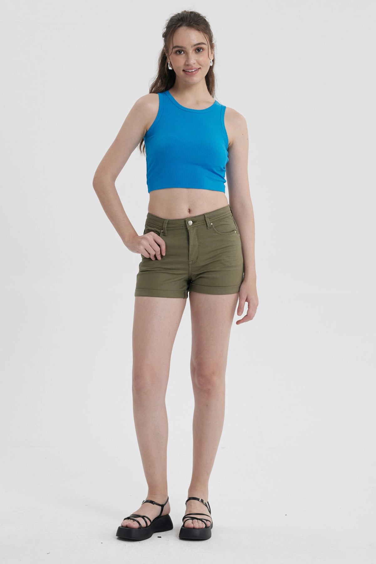 Short Mujer Color Roll Up Tiro Alto Verde