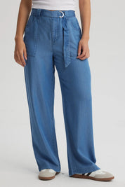Jeans Mujer Calce Recto Ligero Azul
