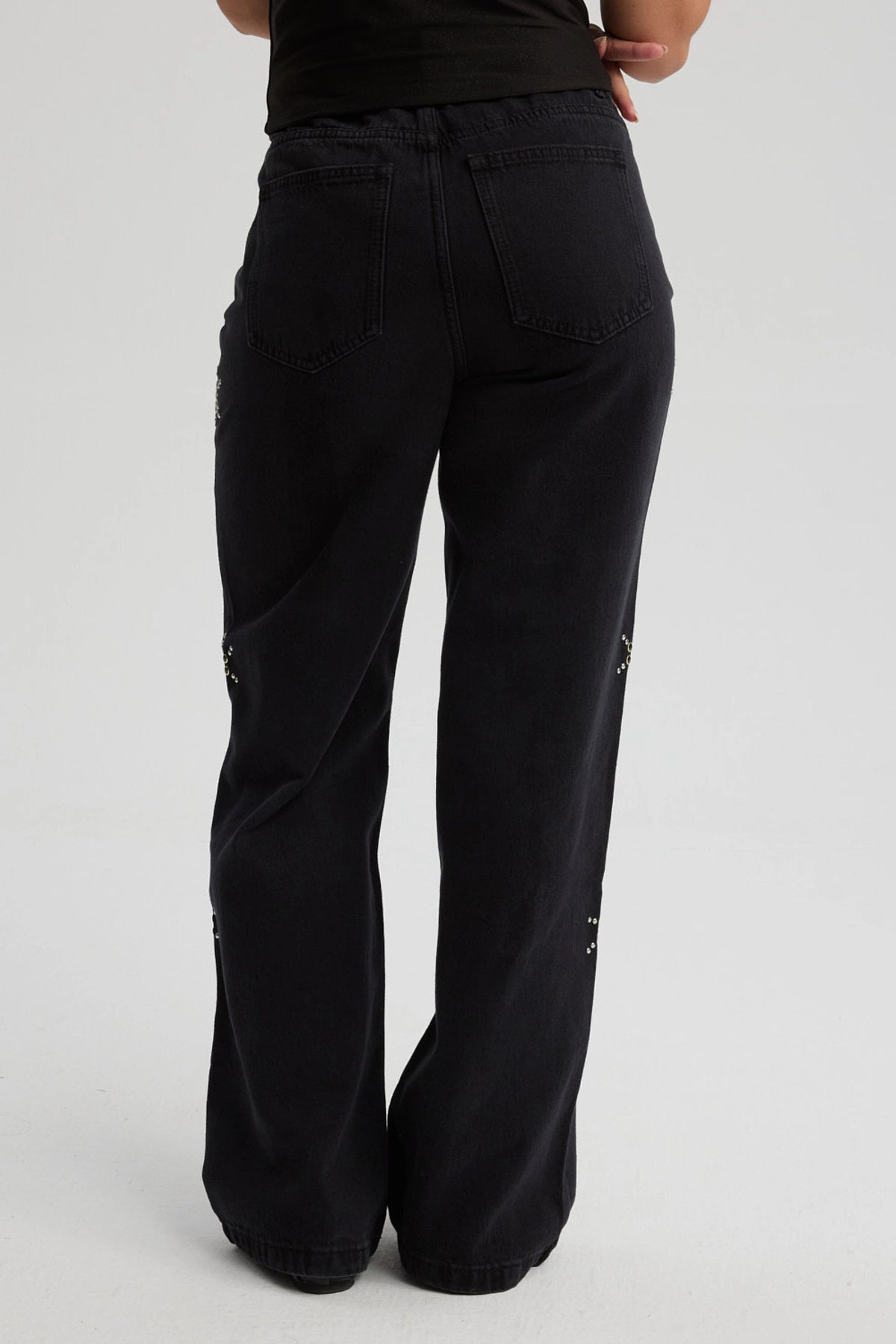 Jeans Mujer Calce Recto Detalle Negro