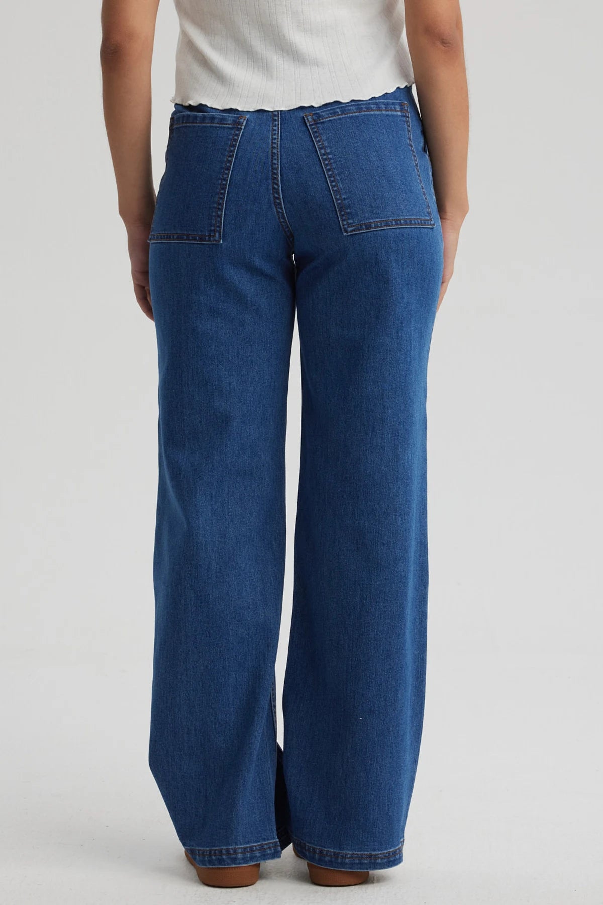 Jeans Mujer Calce Recto Cargo Amarra Azul