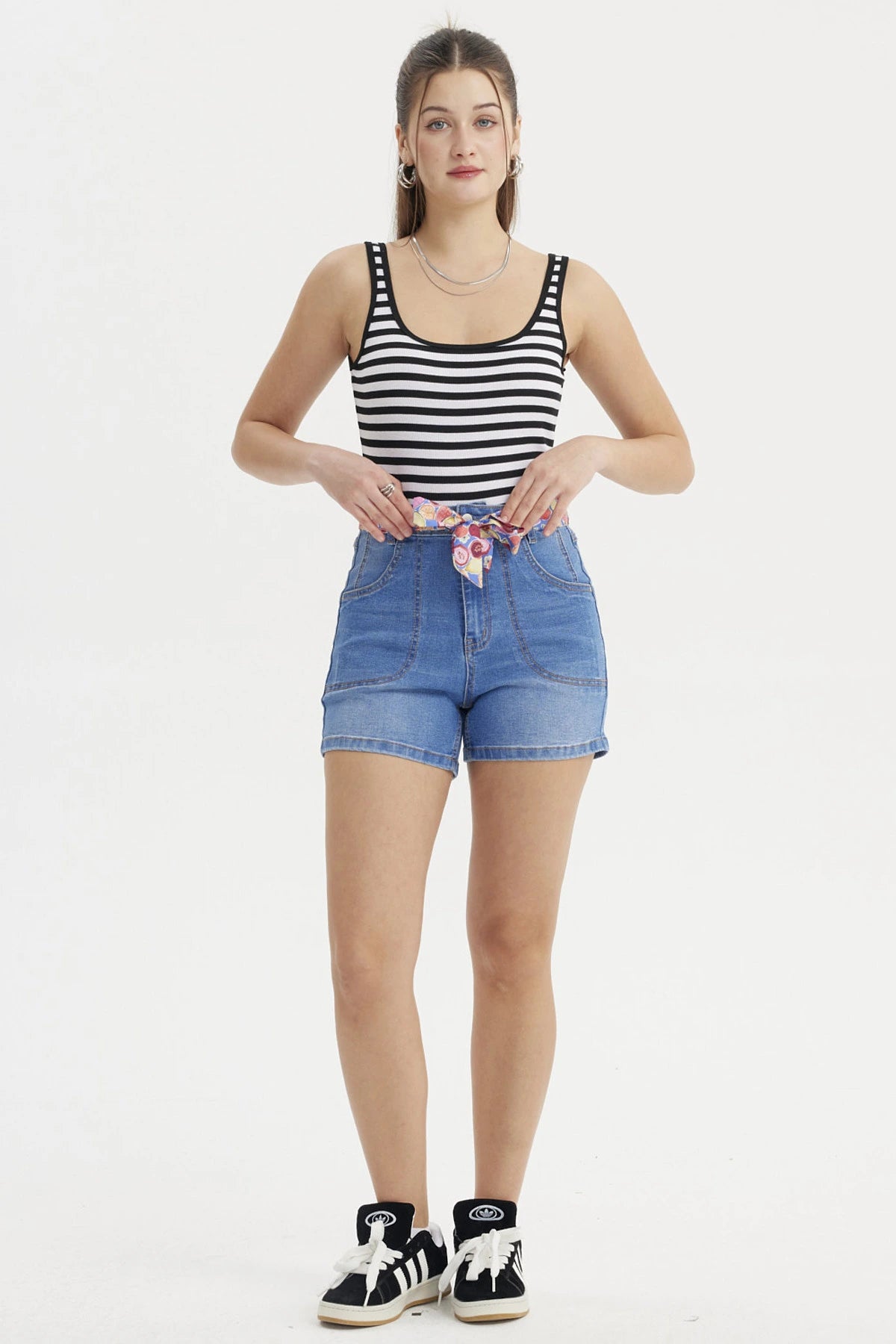 Short Mujer Mom Pañuelo Azul Claro