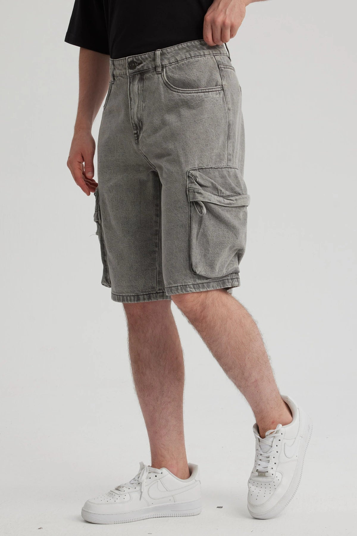 Bermuda Hombre Baggy Gris Claro