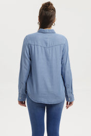 Blusa Mujer Clásica Bolsillo Azul Claro