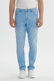 Jeans Hombre Slim Azul Claro