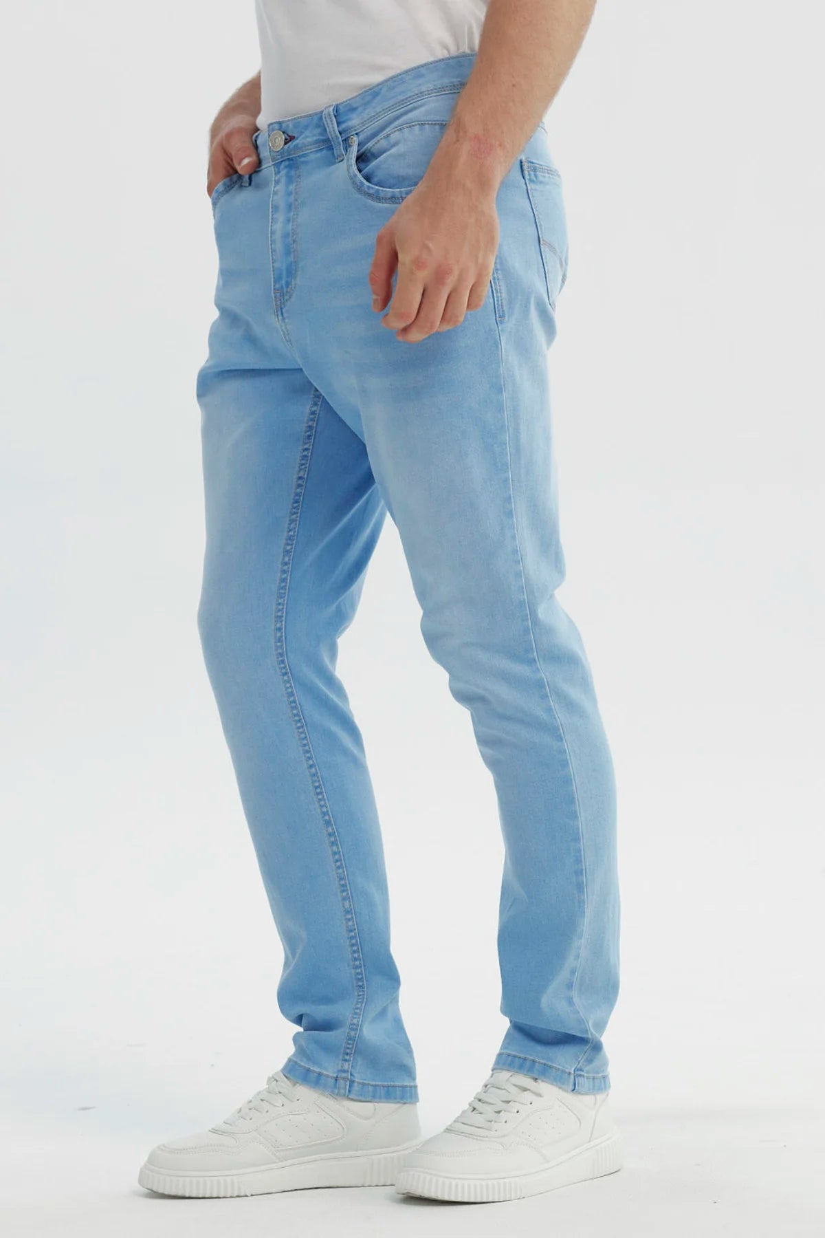 Jeans Hombre Slim Azul Claro