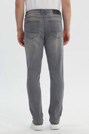 Jeans Hombre Slim Gris