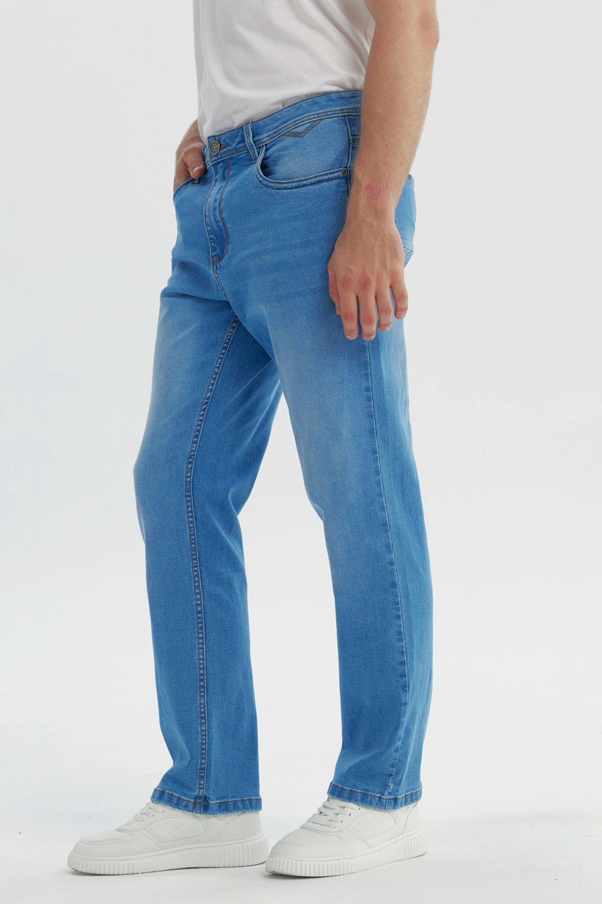 Jeans Hombre Clásico Azul Claro