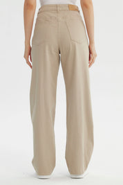 Jeans Mujer Calce Recto Beige