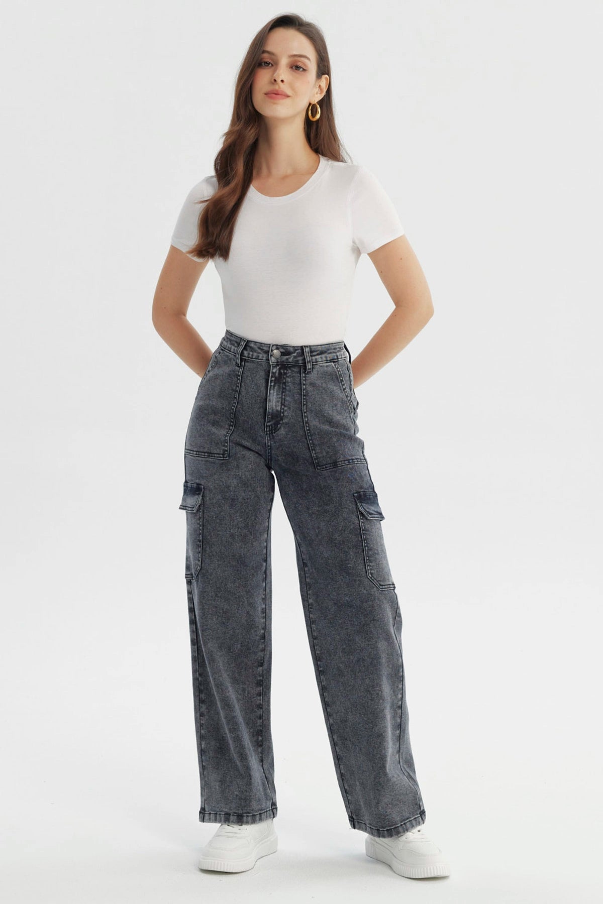 Jeans Mujer Calce Recto Gris Oscuro