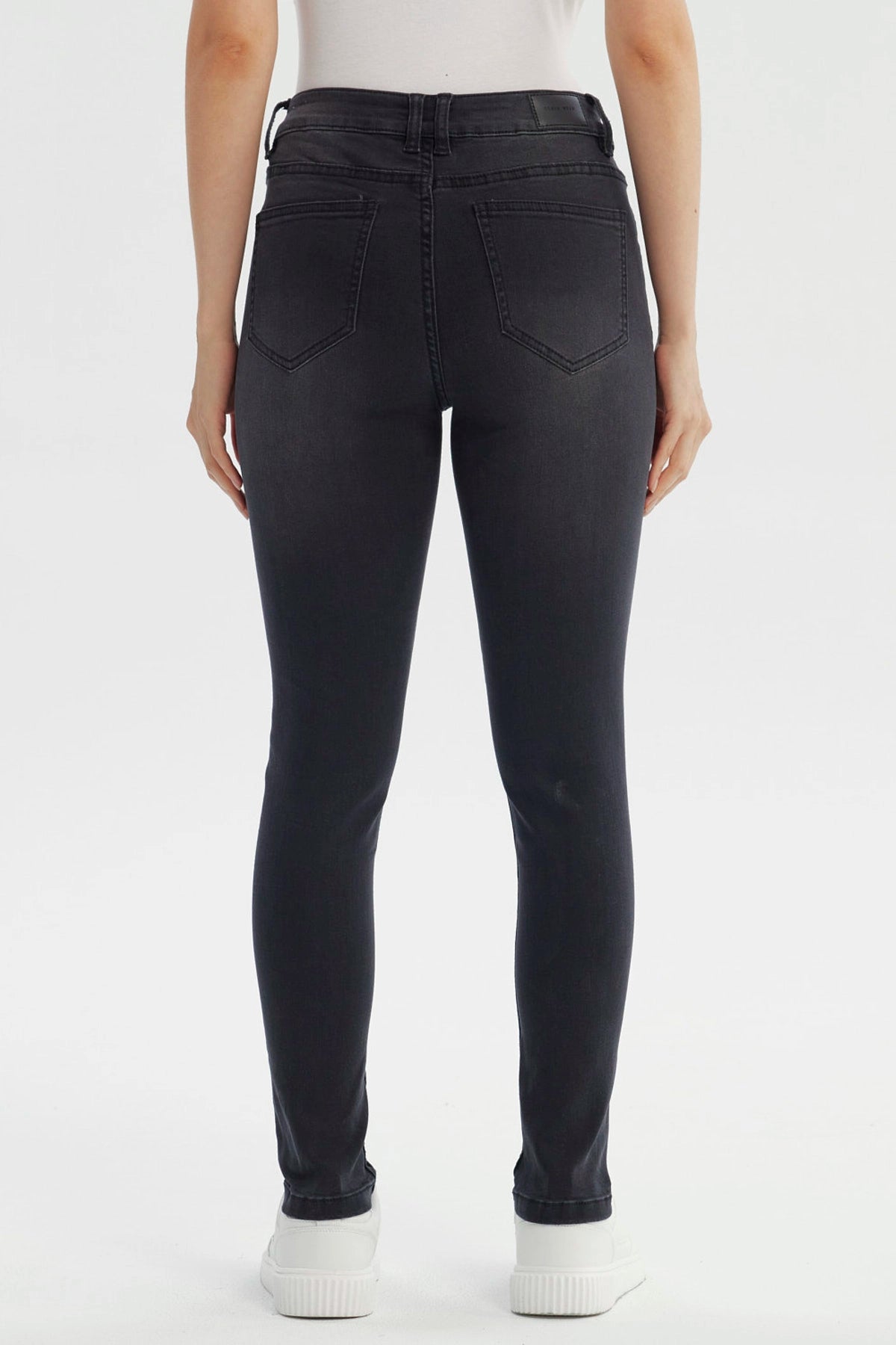 Jeans Mujer Super Skinny Estela Negro