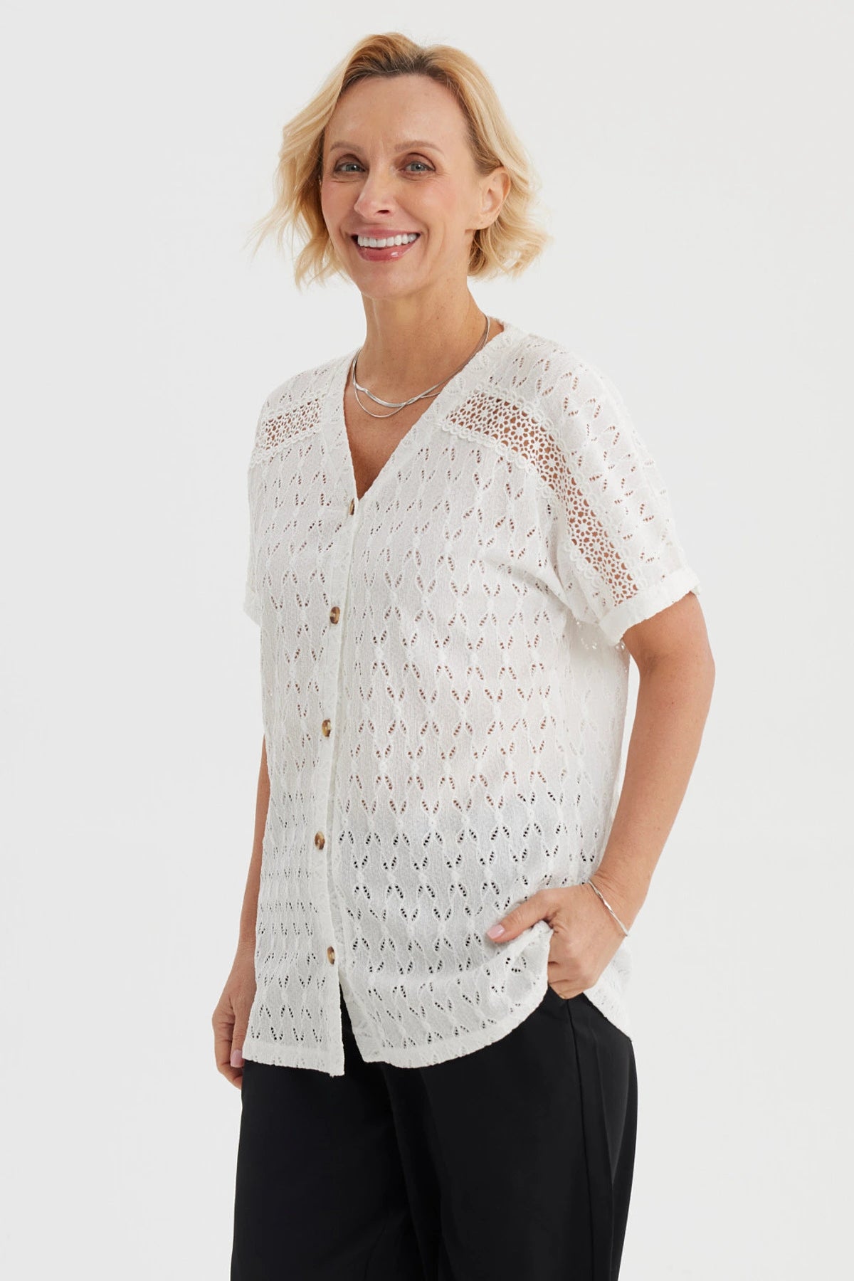 Polera Mujer Lisa Abotonada Crudo