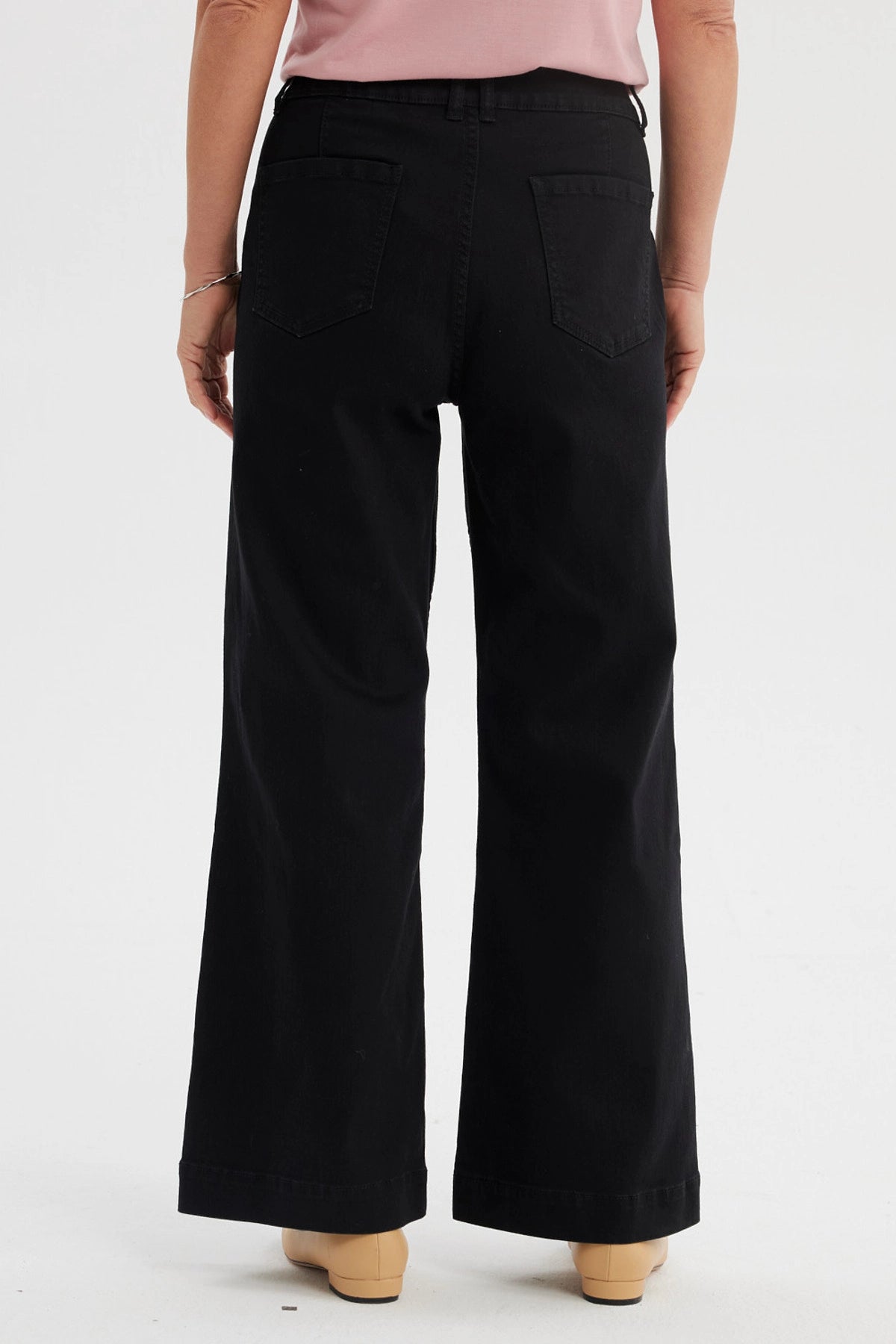 Jeans Mujer Flare Botones Delantero Negro