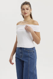 Polera mujer blanca bardot con basta redondeada diseño liso elegante ideal para días cálidos
