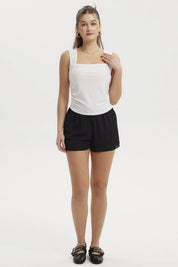 Short mujer negro con pretina elástica y cordón liso ideal para días de verano y estilo casual elegante