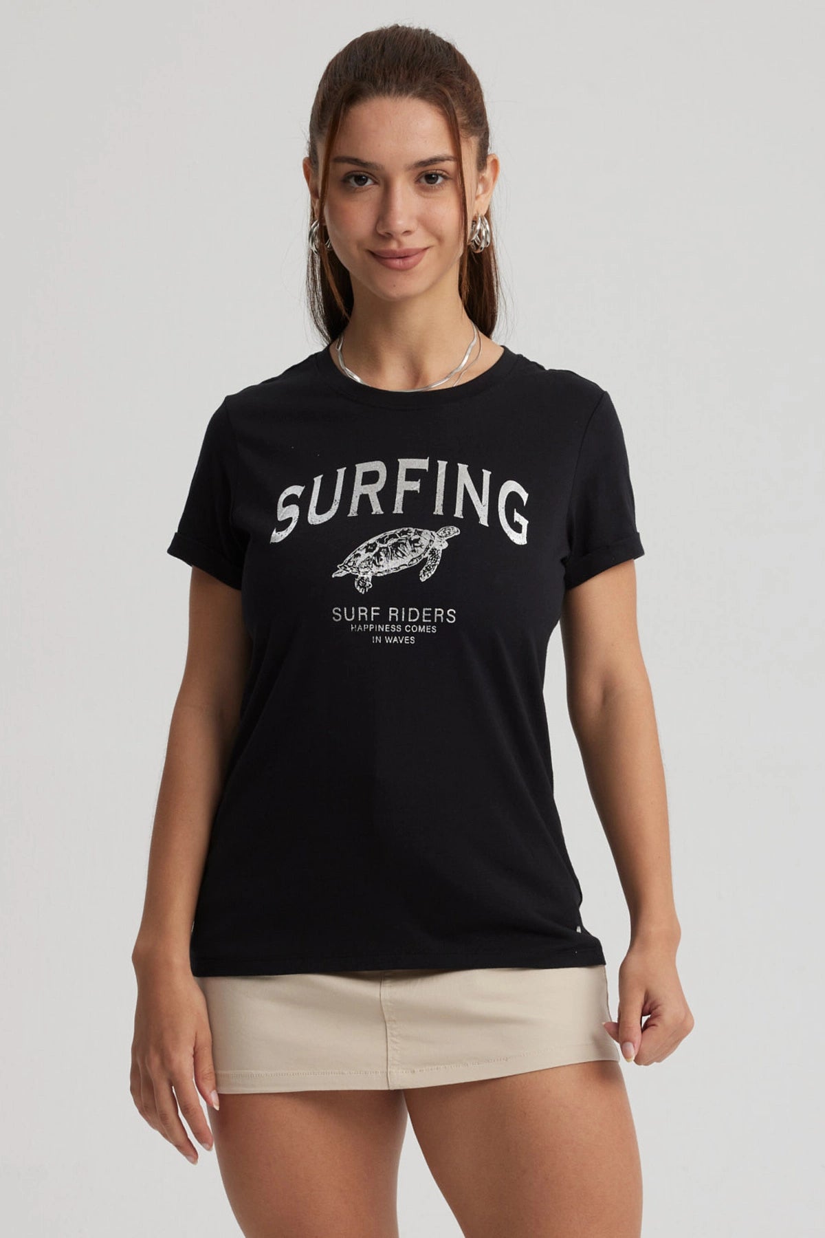 Polera Mujer Gráfica Roll Up Negro / Blanco