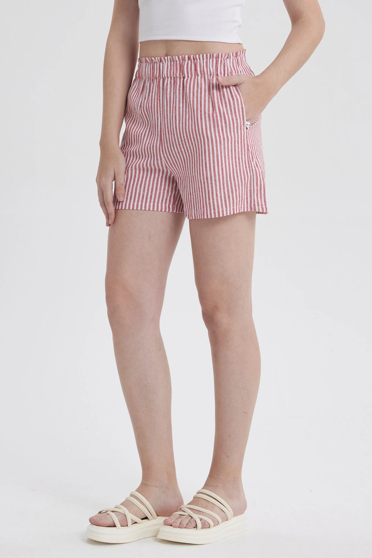Short Mujer Lino Pretina Rojo