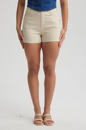 Short Mujer Gabardina Color Beige