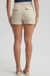 Short Mujer Gabardina Color Beige