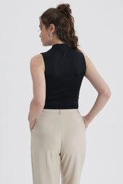 Polera Mujer Basta Asimétrica Negro