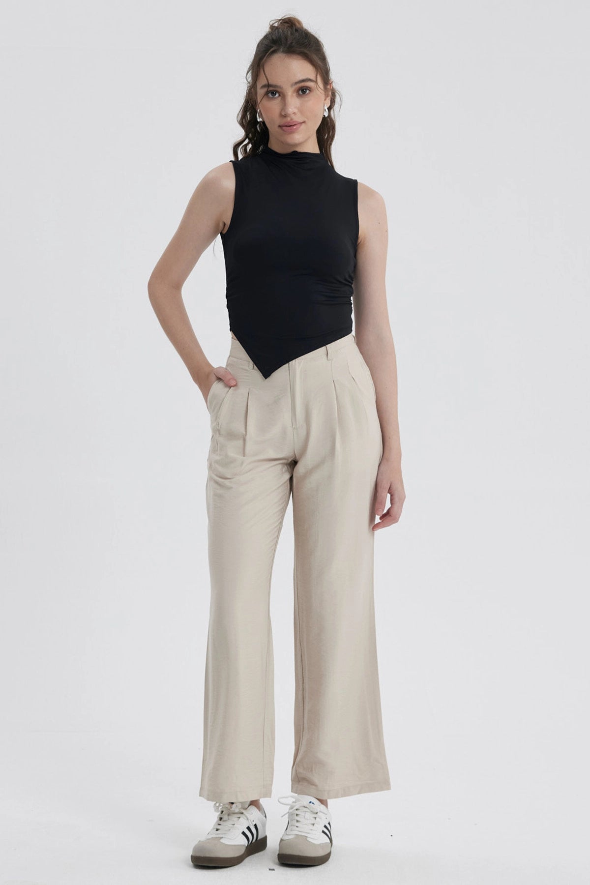 Polera Mujer Basta Asimétrica Negro