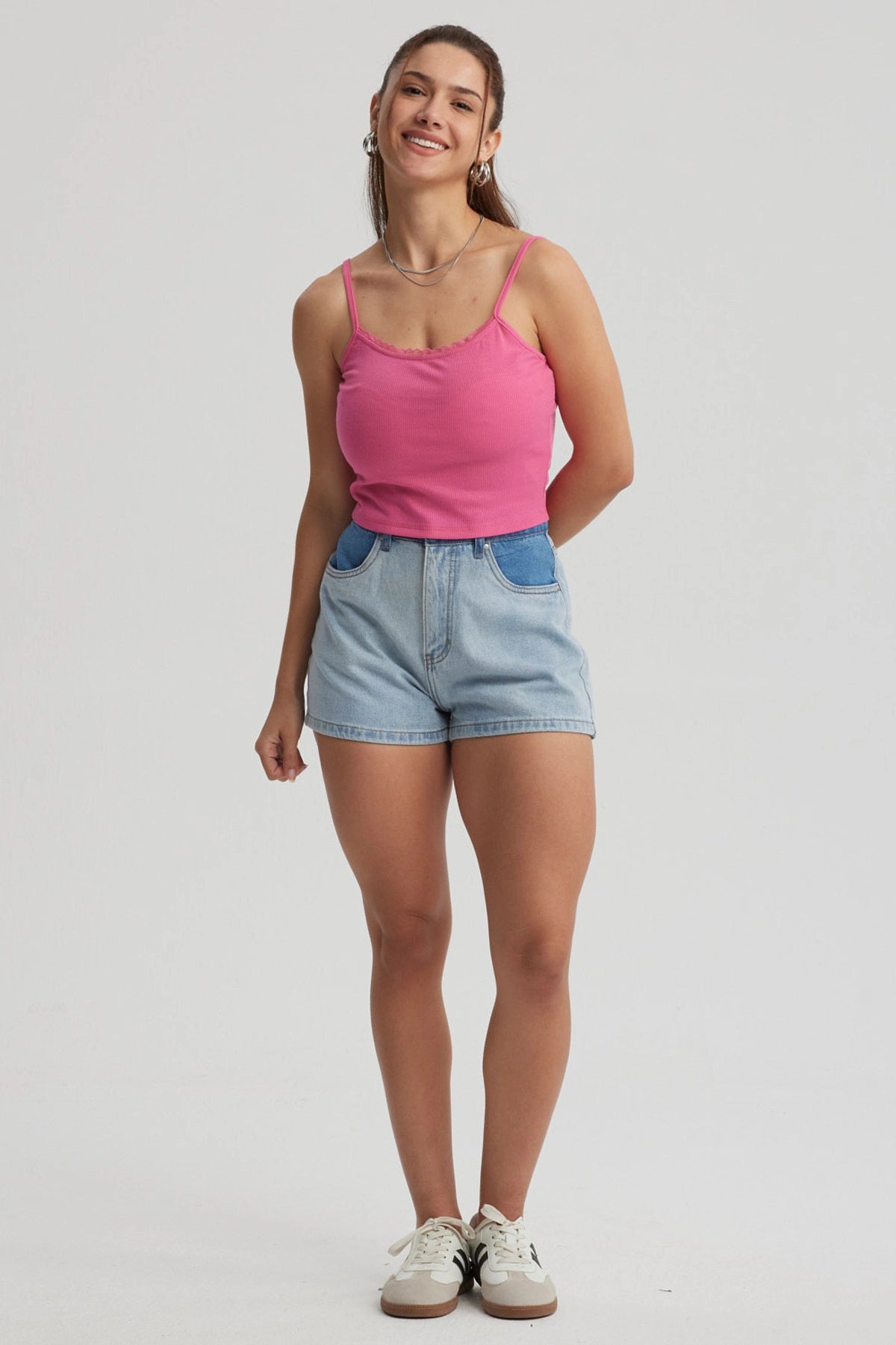 Peto Mujer Encaje Crop Rosado
