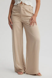 Pantalón Mujer Wide Leg Bolsillo Trasero Beige