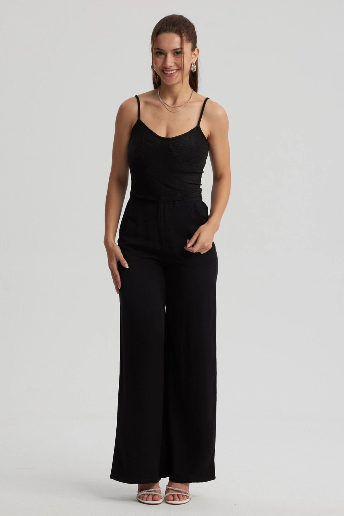 Pantalón Mujer Wide Leg Bolsillo Trasero Negro
