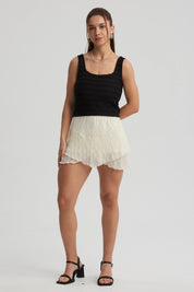 Short Mujer Panal Y Vuelos Beige
