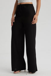 Pantalón Mujer Texturizado Con Cordón Negro