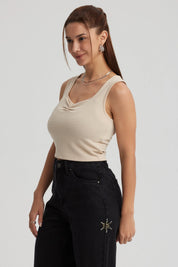 Polera Mujer Escote Corazón Beige