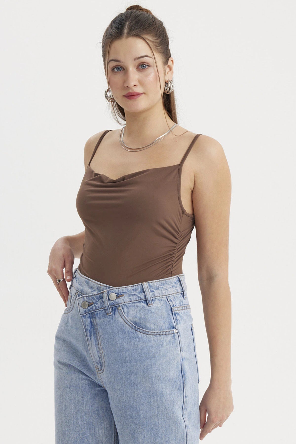 Peto Mujer Escote Drapeado Café