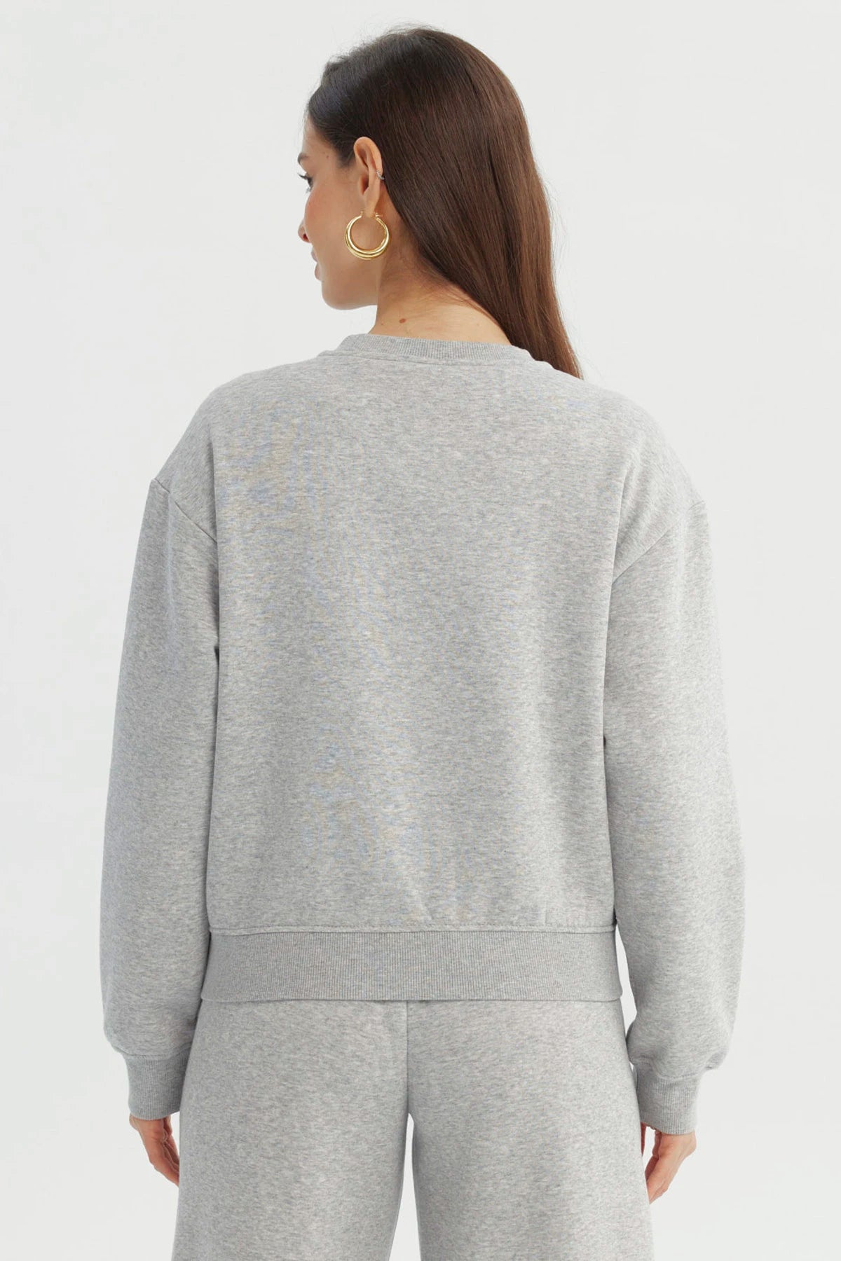 Polerón Mujer Adorno Print Gris Melange