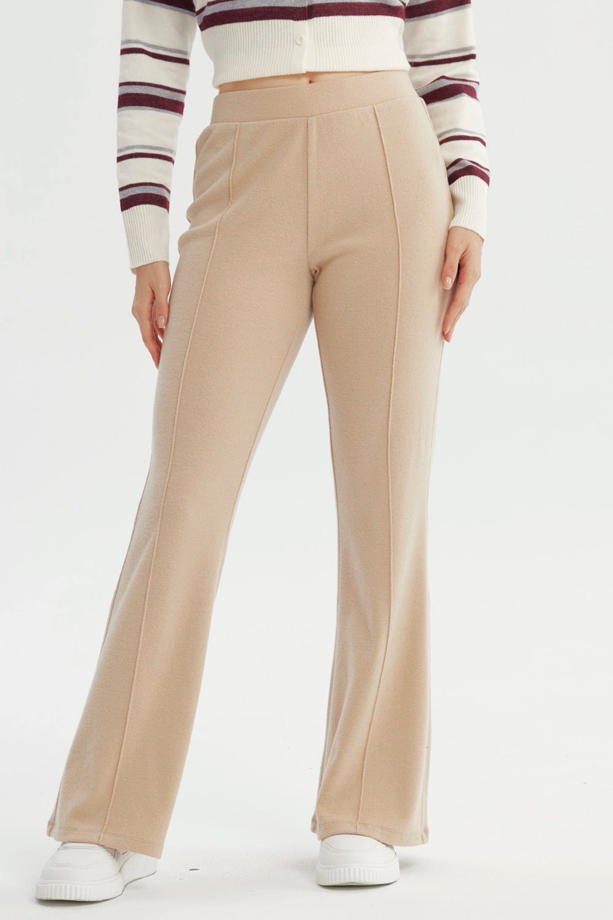 Pantalón Mujer Flare Beige