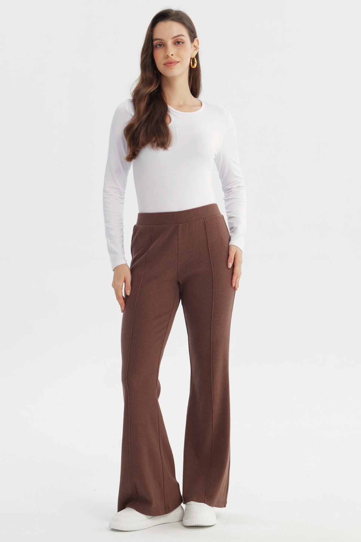 Pantalón Mujer Flare Café