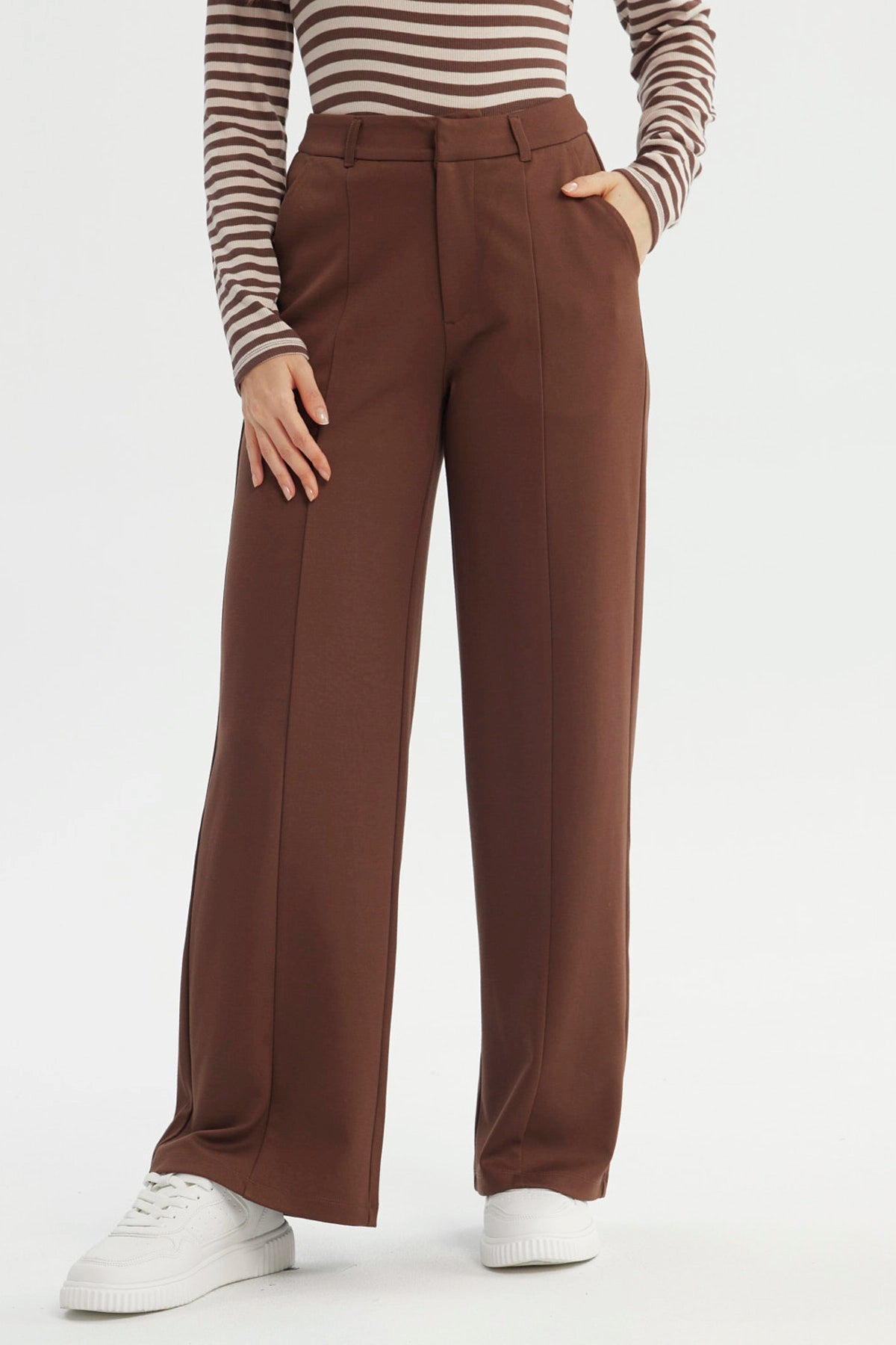 Pantalón Mujer Wide Leg Café