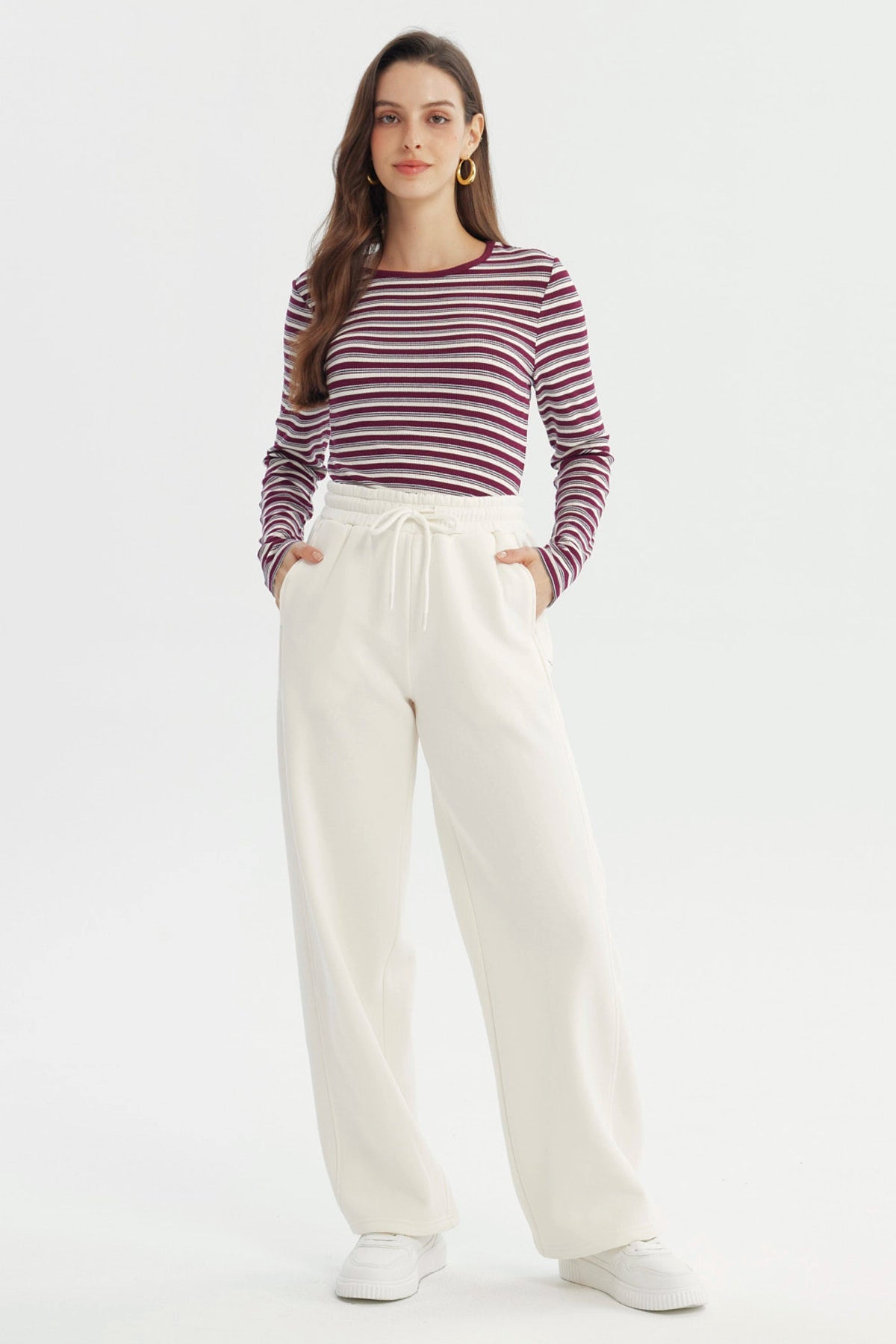 Pantalón Buzo Mujer Wide Leg Crema