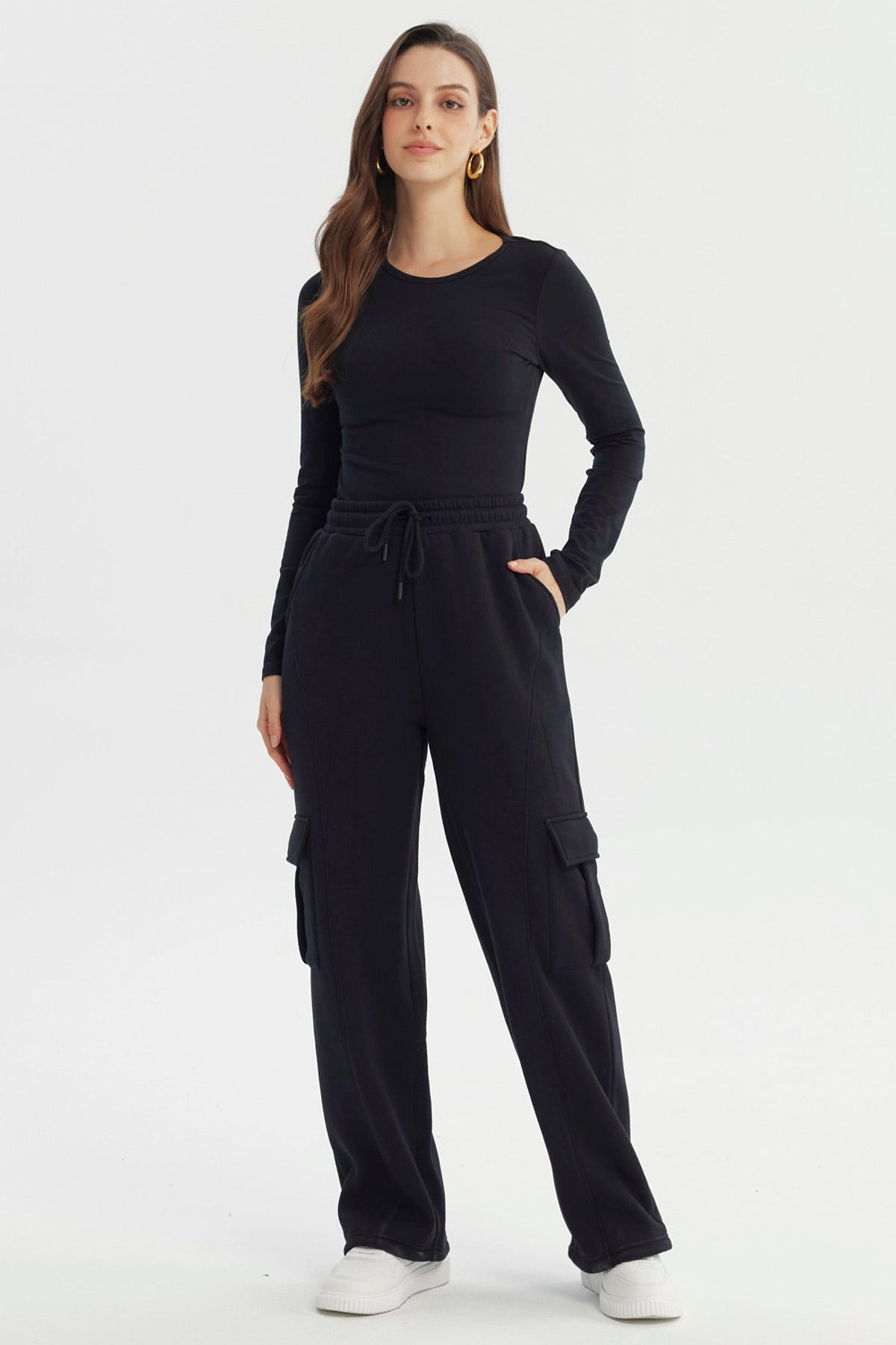 Pantalón Buzo Mujer Calce Recto Negro