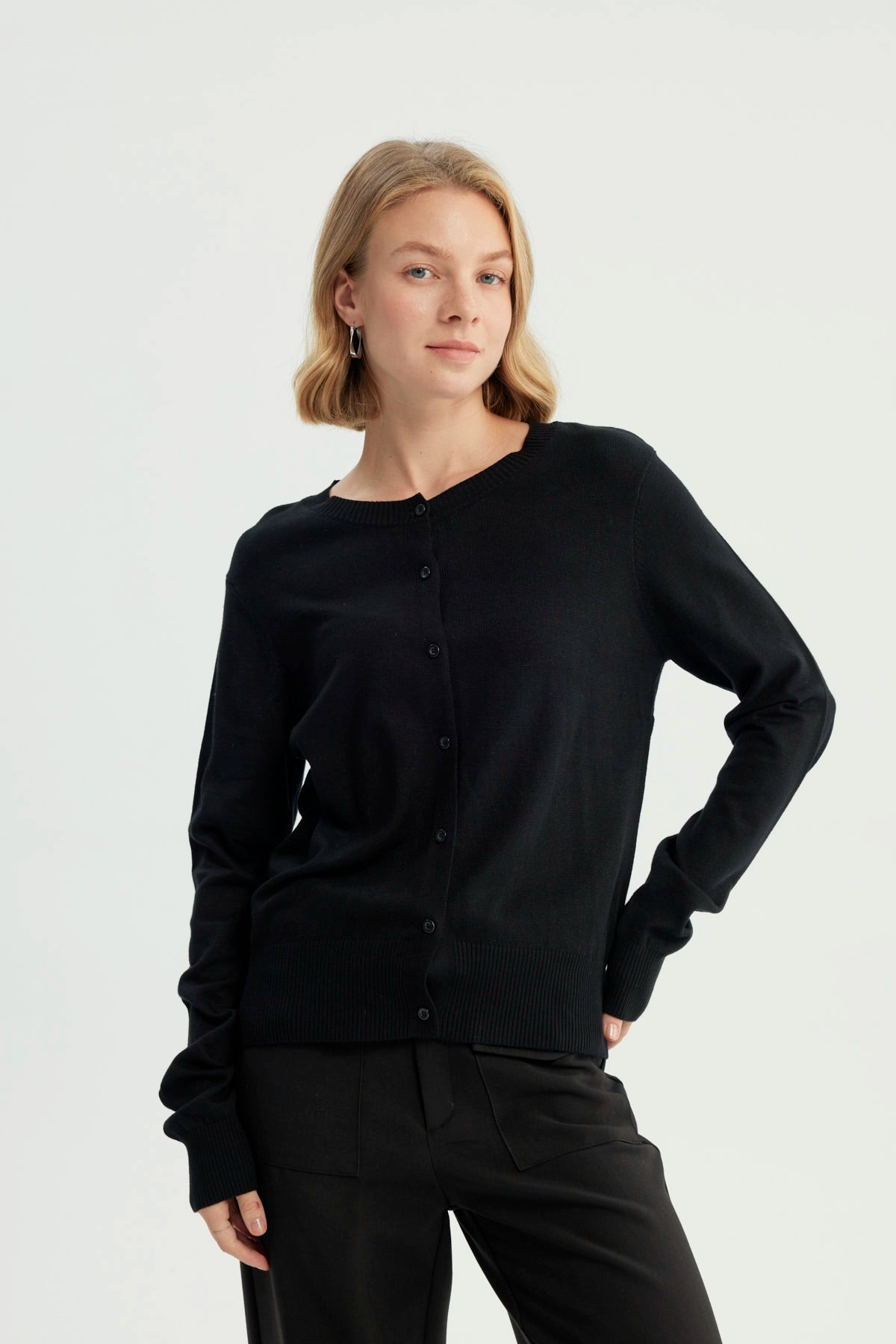 Sweater Mujer Regular Negro